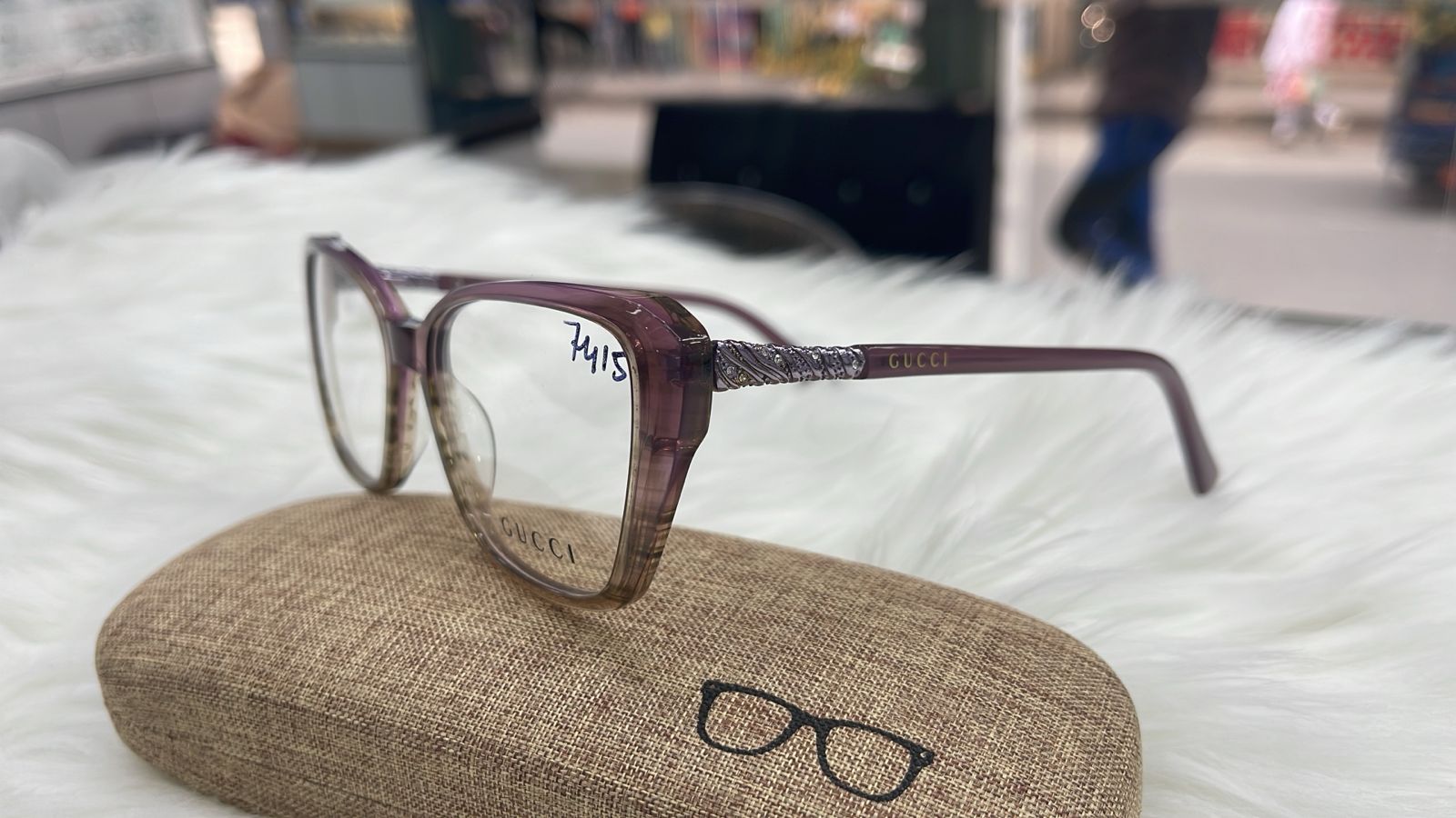 GUCCI 17335 C5 52-17-146