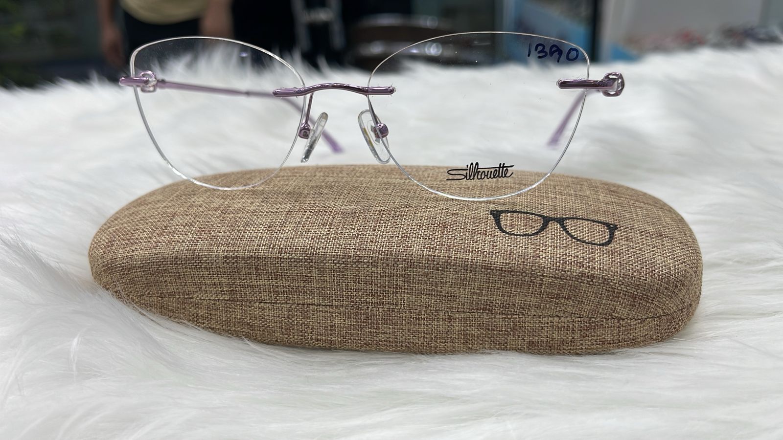 Silhouette 12-02-61J