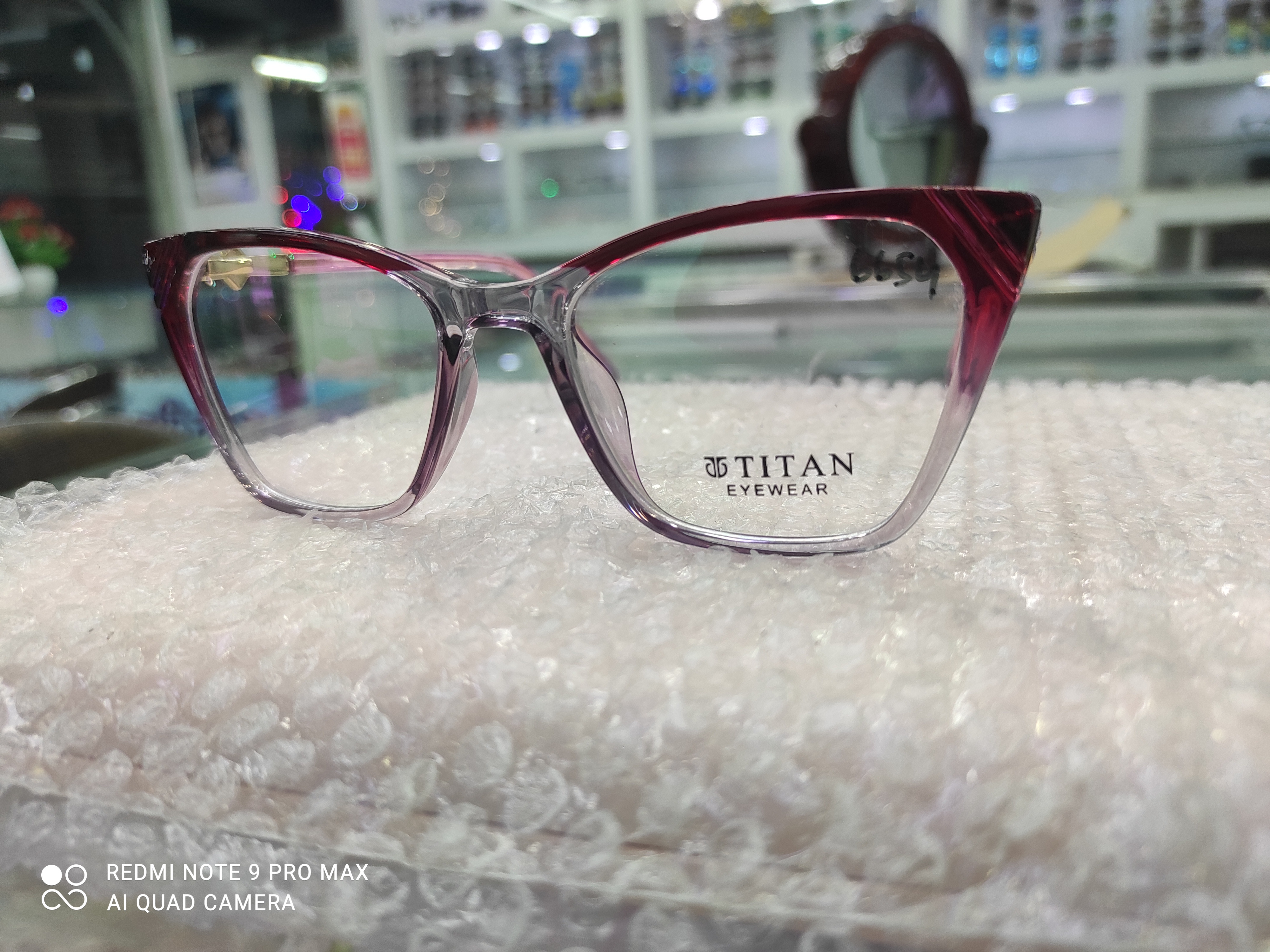 Titan eyewear TR9081375
